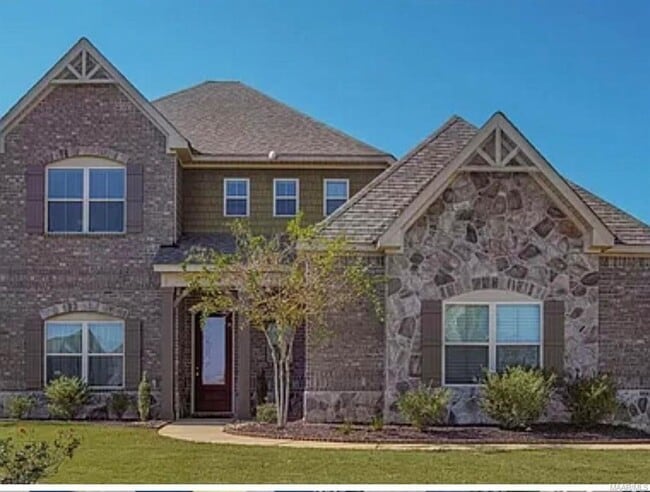 property at 616 Madison Dr