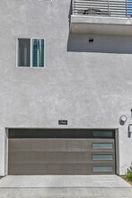 27465 Stipa Pl in Valencia, CA - Building Photo - Building Photo