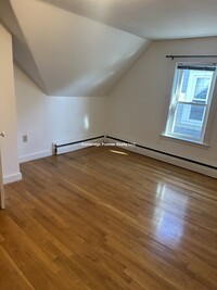 390 Highland Ave, Unit 3 in Somerville, MA - Building Photo - Building Photo