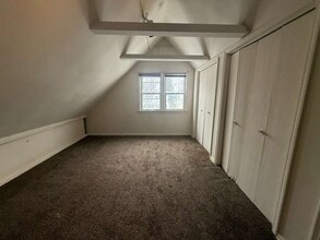 21111 Raymond St in Maple Heights, OH - Building Photo - Building Photo