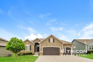 6618 NW 104th Terrace in Kansas City, MO - Building Photo