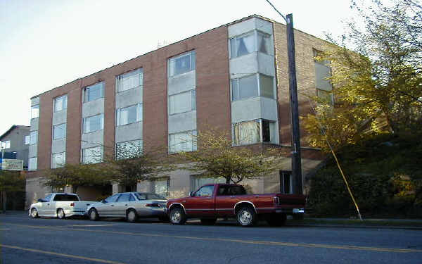 San Juan Apartments in Seattle, WA - Foto de edificio - Building Photo