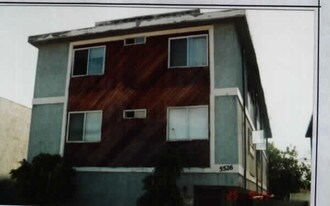 5526 Atlantic Ave in Long Beach, CA - Building Photo