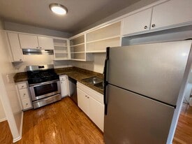 1544 9th St in Santa Monica, CA - Building Photo