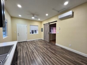 3773 Northern Oak Dr, Unit 1 Bedroom ADU in Ceres, CA - Building Photo - Building Photo