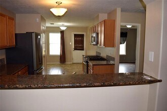 19102 Prairie Bluff Dr in Cypress, TX - Building Photo - Building Photo