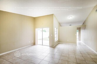 19922 NW 67th Pl in Hialeah, FL - Building Photo - Building Photo