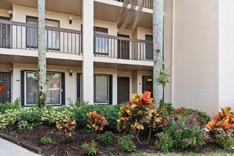 10110 Cedar Point Blvd in Boynton Beach, FL - Foto de edificio - Building Photo