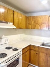 211 Shore Dr in Bremerton, WA - Building Photo - Building Photo