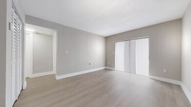 329 SW 9th Ave, Unit 1 in Miami, FL - Building Photo - Building Photo