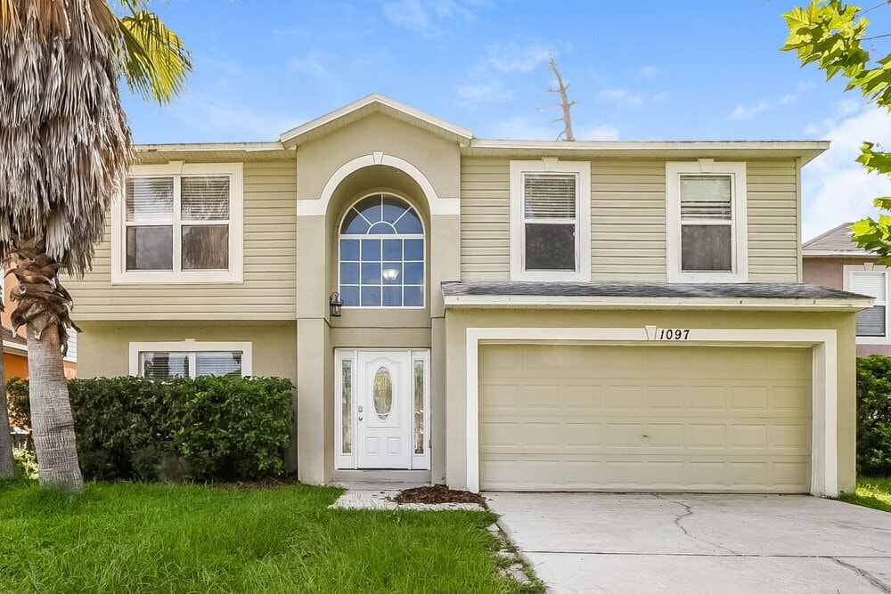 1097 Amanda Kay Cir in Sanford, FL - Building Photo