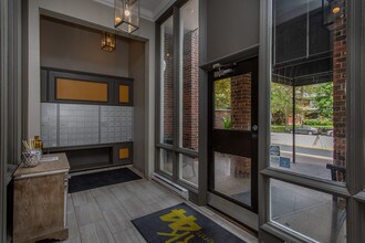 Park 44 Apartments in St. Louis, MO - Building Photo - Interior Photo