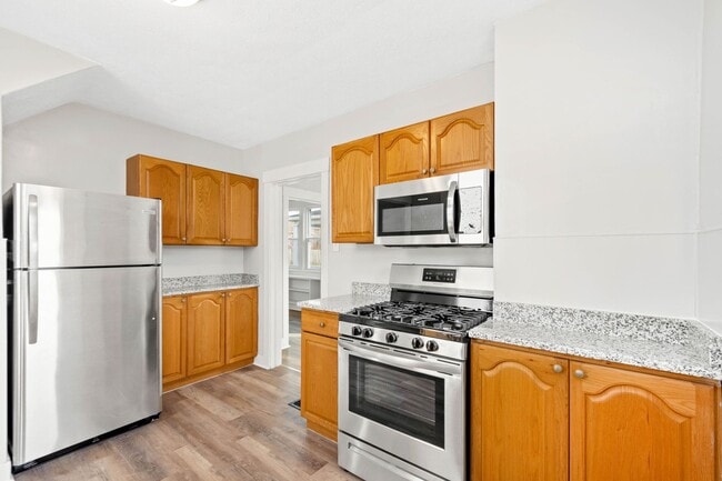 property at 1627 Merchant St