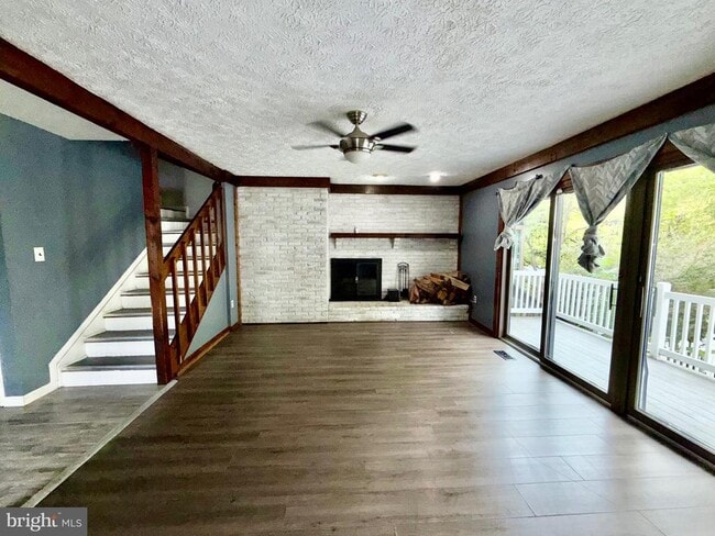 property at 7635 Stoney Creek Dr