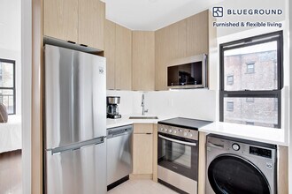 170 1st Ave., Unit FL4-ID939 in New York, NY - Building Photo - Building Photo