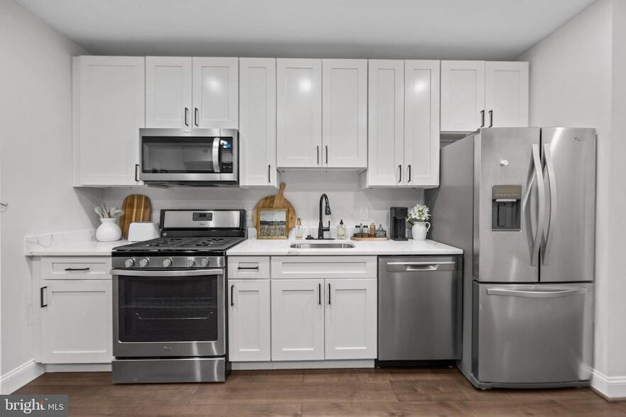 1363 Childress St NE, Unit 1 in Washington, DC - Foto de edificio