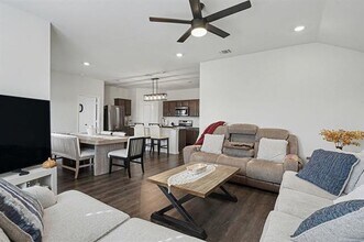 604 Chuck Wagon Dr in Royse City, TX - Building Photo - Building Photo