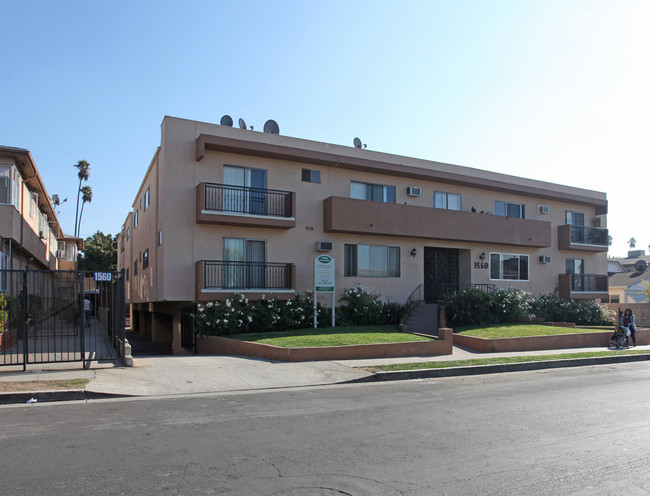 1550 Harvard in Los Angeles, CA - Foto de edificio - Building Photo