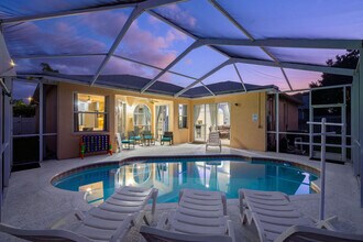 11509 Glenmont Dr in Tampa, FL - Building Photo - Building Photo