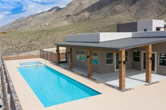 Sanctuary At Shasta- Luxury Apartments in El Paso, TX - Foto de edificio - Building Photo