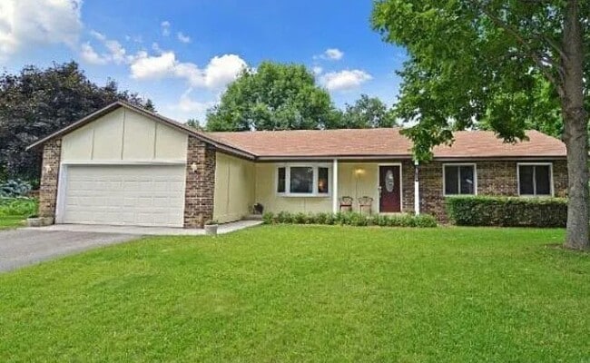 property at 10554 Monticello Ln N