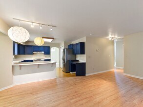 13929 Southeast 155th Place in Renton, WA - Building Photo - Building Photo