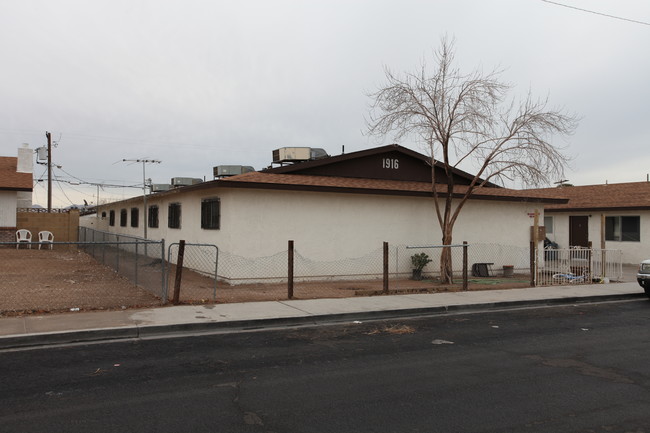 1916 Allen Ln in Las Vegas, NV - Building Photo - Building Photo