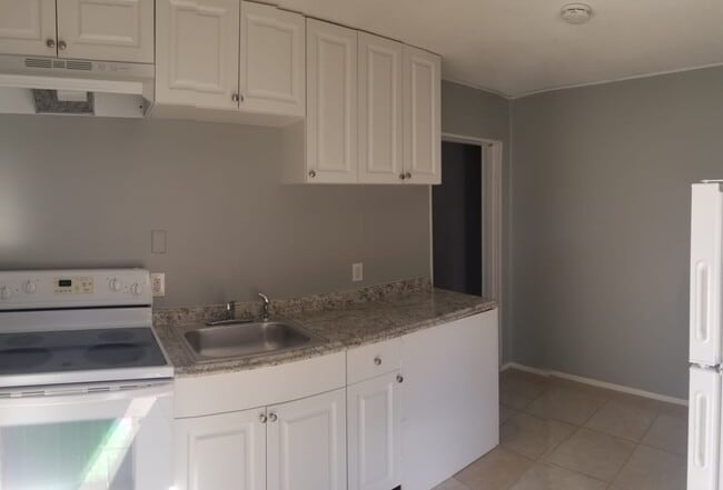 property at 953 12th Ave S