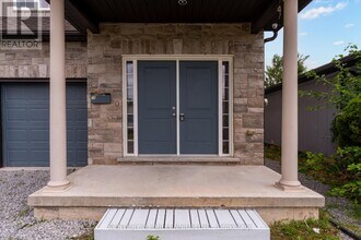 38 Kent St in St Catharines, ON - Building Photo - Building Photo