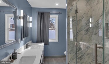 211 E Ward St in Hightstown, NJ - Building Photo - Building Photo