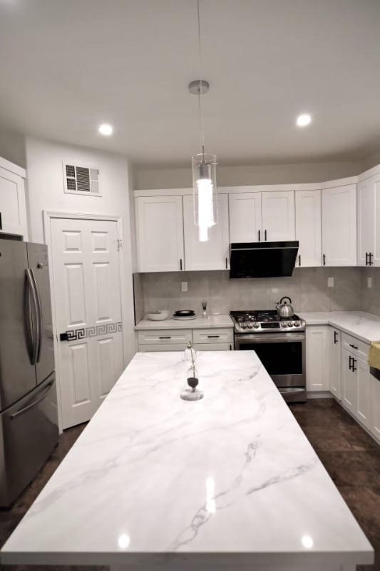 12952 Gingerwood Ct in Corona, CA - Foto de edificio - Building Photo