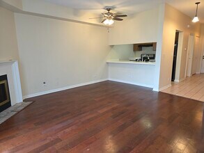 1115 Regency Ct in Schaumburg, IL - Building Photo - Building Photo