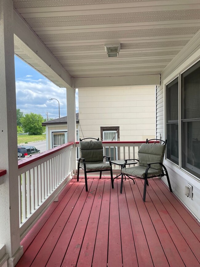 2127 N Penn Ave in Minneapolis, MN - Building Photo - Building Photo