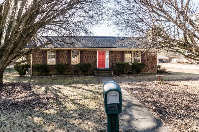 property at 2114 Silver Leaf Rd SW