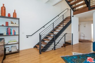 1113 Electric Ave-Unit -3 in Los Angeles, CA - Building Photo - Building Photo