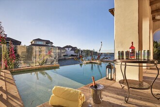 127 Applehead Island Dr in Horseshoe Bay, TX - Building Photo - Building Photo