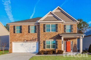 4292 Bella View Dr in Snellville, GA - Building Photo