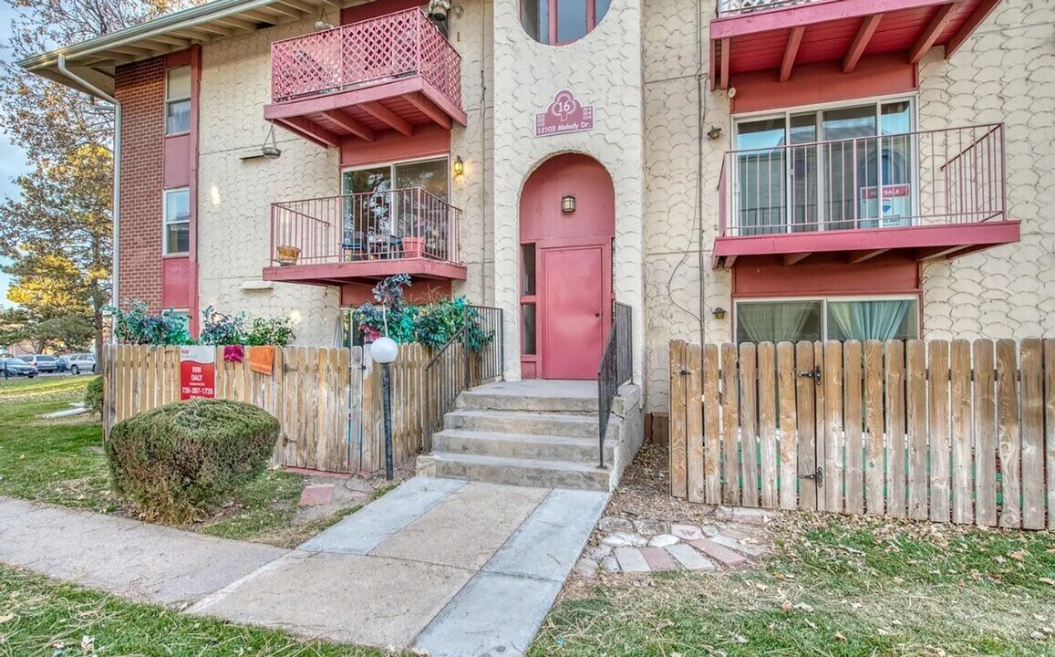 12103 N Melody Dr in Westminster, CO - Building Photo