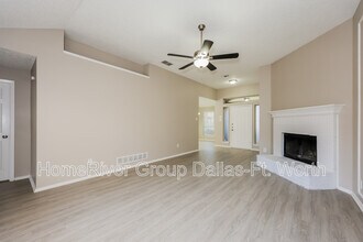 6816 Cedar Shadow Dr in Dallas, TX - Building Photo - Building Photo