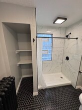 2863 N Downer Ave in Milwaukee, WI - Building Photo - Building Photo