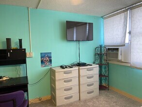 1550 Rycroft St, Unit #514 in Honolulu, HI - Foto de edificio - Building Photo