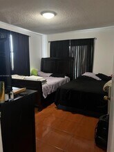 8160 Geneva Ct in Doral, FL - Building Photo - Building Photo