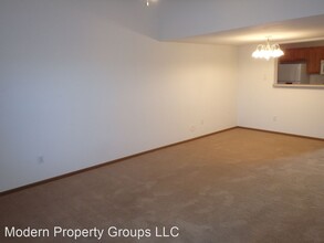 5305 Currituck Ln in Columbia, MO - Foto de edificio - Building Photo