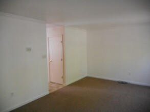1302 Arabis Ct in Belcamp, MD - Building Photo - Building Photo