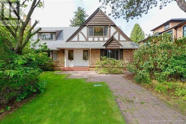 property at 2025 W 29th Ave