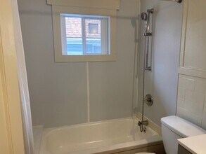 1629 Grantwood Ave in Cincinnati, OH - Building Photo - Building Photo