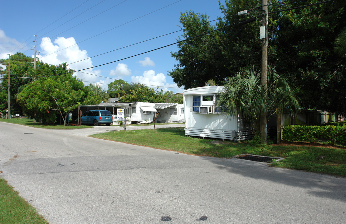 3920 78th Ave N in Pinellas Park, FL - Building Photo