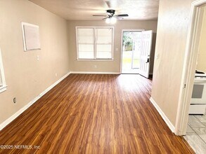 763 Gardenia Ln in Jacksonville, FL - Building Photo - Building Photo