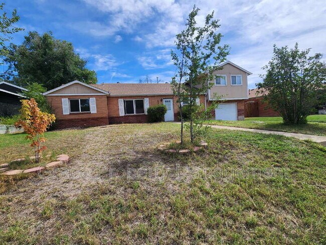 9120 Ogden St in Thornton, CO - Building Photo - Building Photo