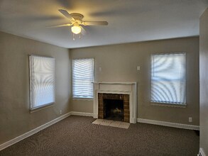 1325 S Hackley St in Muncie, IN - Foto de edificio - Building Photo